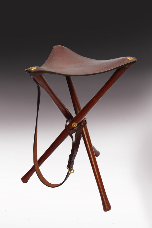 SUBALTERN TRIPOD SEAT